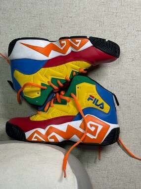 Fila MB Multicolor Lifestyle Basketball Sneakers